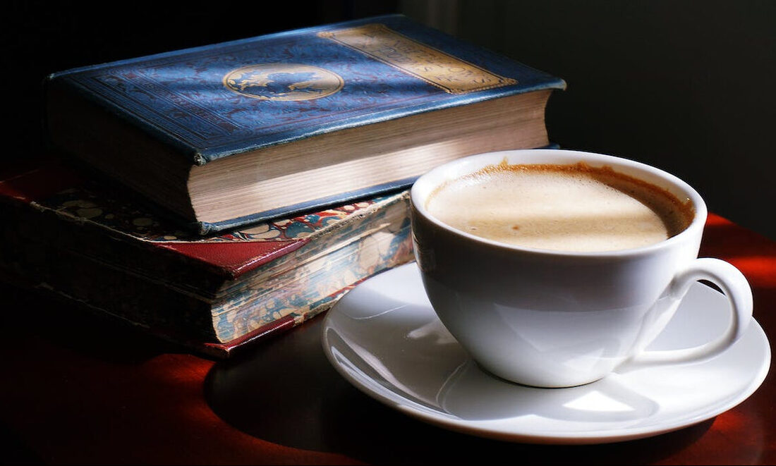 4 καφέ-βιβλιοπωλεία που μας εμπνέουν για διάβασμα και καφέ
