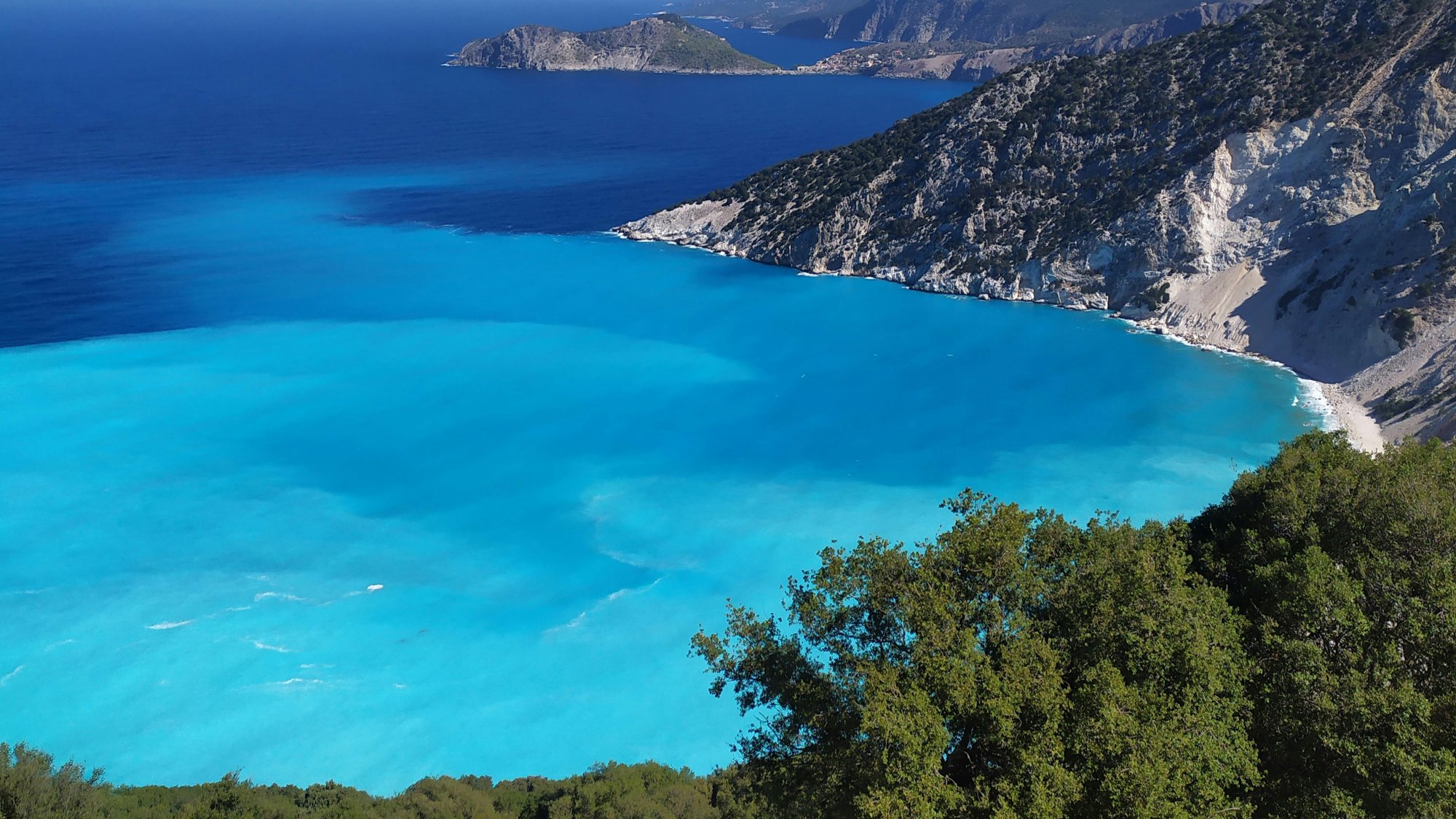 Ποιο ελληνικό νησί έχει την καθαρότερη παραλία στον κόσμο